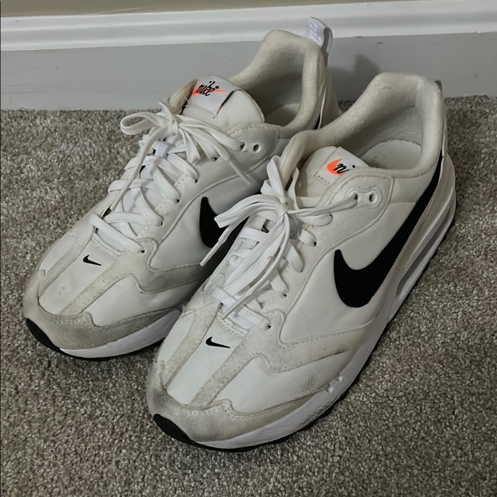 Nike White Air Max Dawn Woman US Size 8
